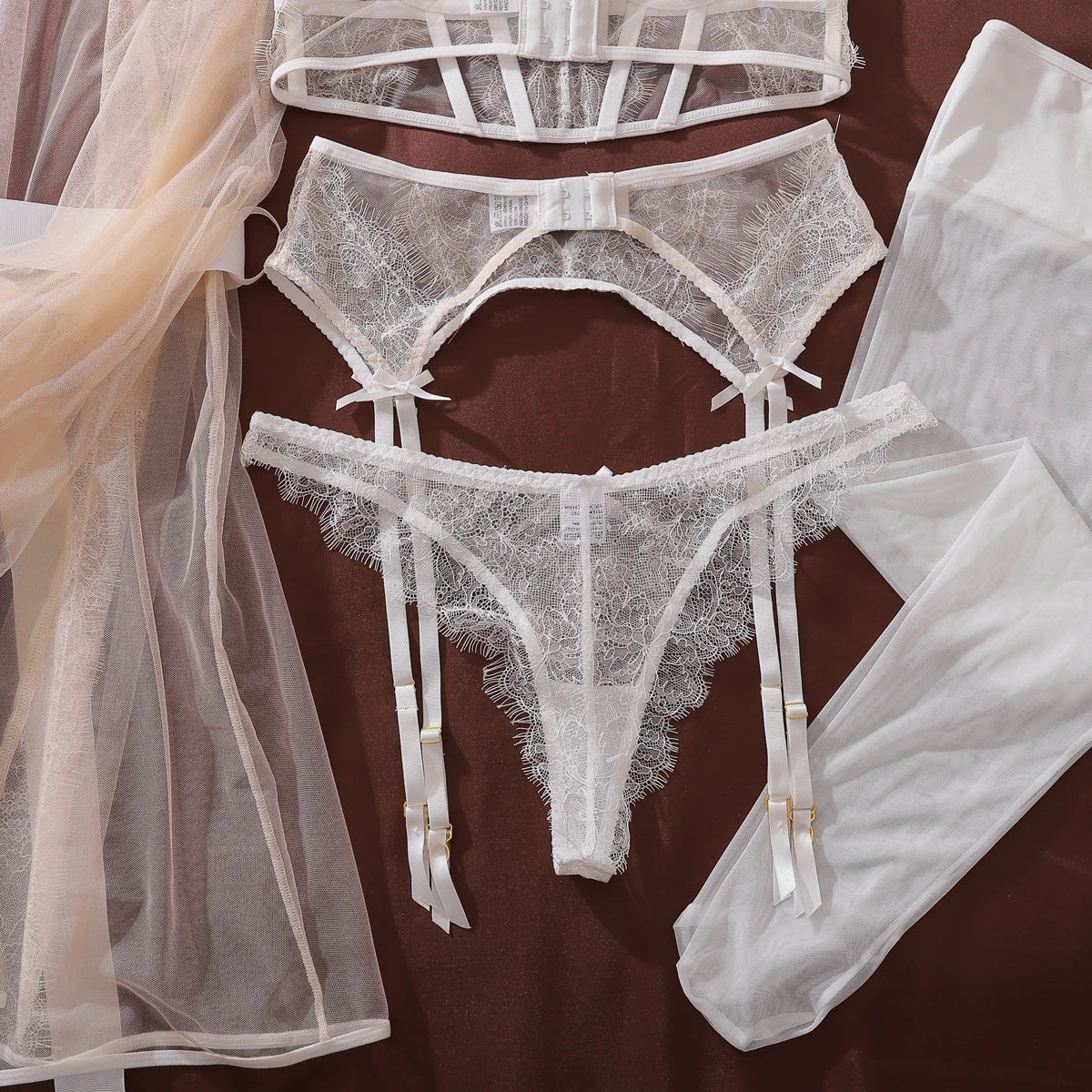 2026 French ultra-thin perspective high-end eyelash lace sexy gathering steel ring bra set with perspective outer robe