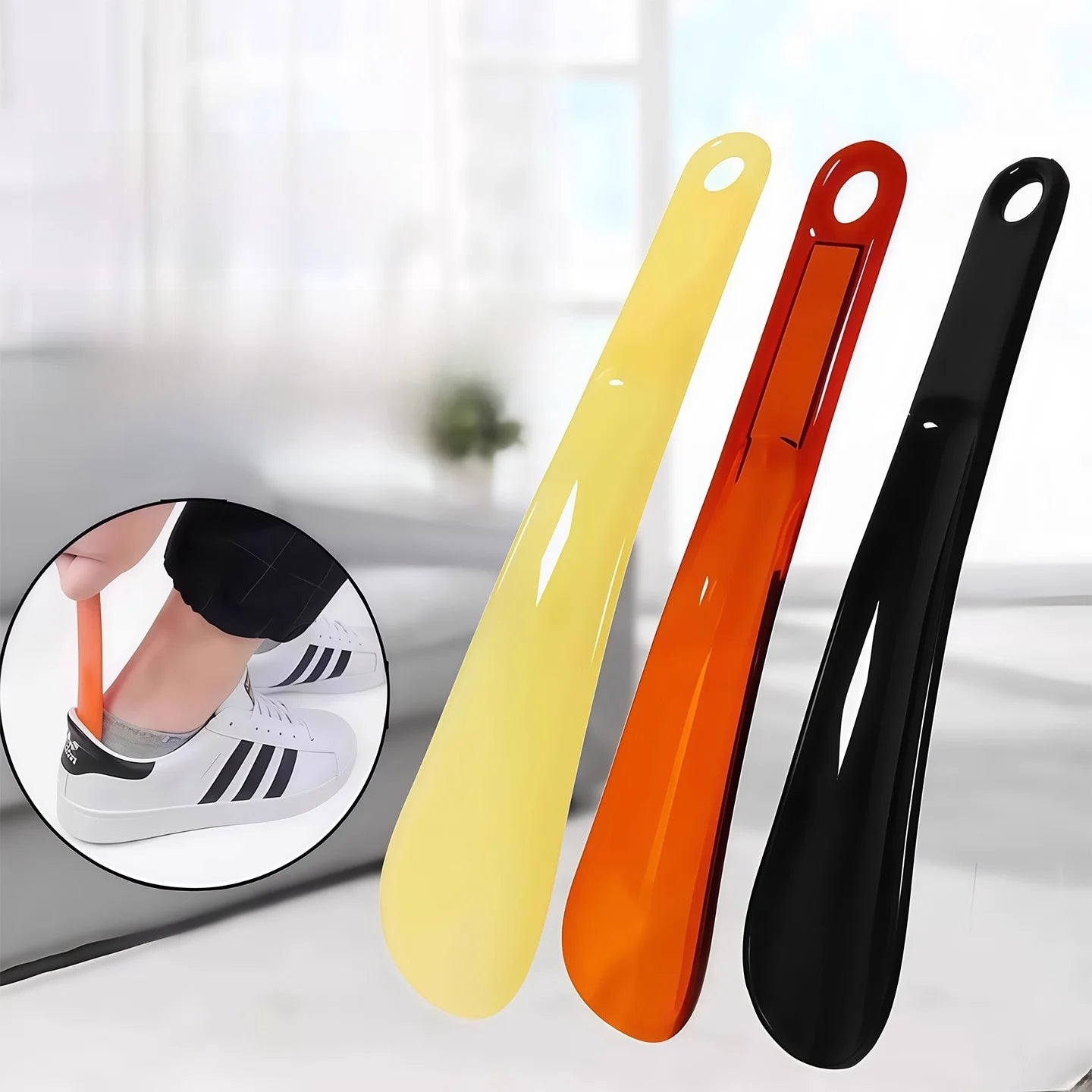 Portable Short Shoe Horn Compact Easy to Carry for Shoes Insertion And Removal Ideal for Pregnant Women Students Home Use Dur...
