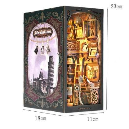 Wooden Book Nook Kits Miniature Wooden Doll Houses 3D Puzzles Assembly Building Toys Bookshelf Insert Decoration Toys For Gift