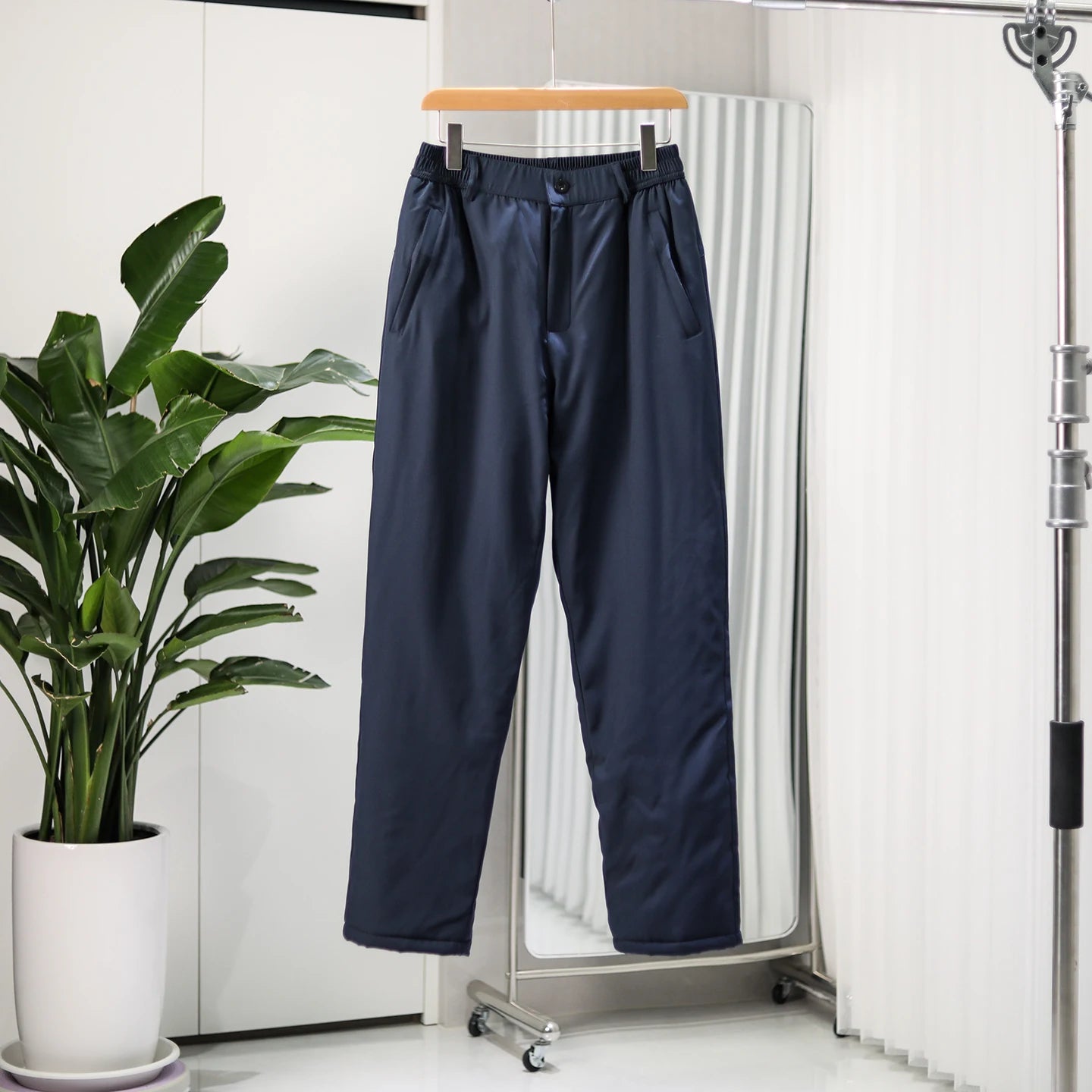 Thickened Fleece Winter Casual Pants Men's Straight Leg Cotton Trousers Warm Fashionable Long Pants Polyester Fiber 100%