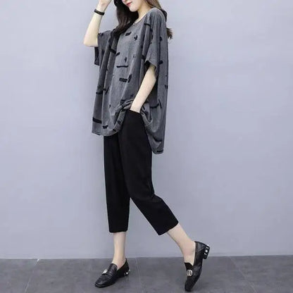plus Size Summer Outfit Women's Batwing Sleeve Cover Belly Top And Seven Inch Pants Two Piece Set Fashionable plus Size Ensemble