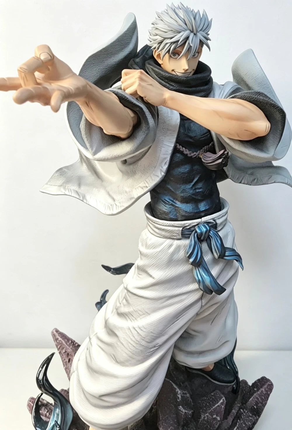 In Stock KO JJK Gojo Satoru Statue Premium Resin Figure Three Head Sculpts Two Upper Body Parts Anime Collection Gift
