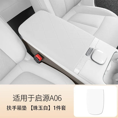 For Changan A06 2026 Wireless Charger Anti-Slip Mat & Cup Holder Liner Set, Non-Scratch Silicone Interior Accessories