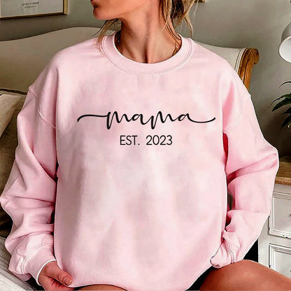 Mama Est 2023 Sweatshirts Mom Life Sweater Mama Shirts Mother's Day Shirt Gift for Mom Women Trendy Aesthetic Hoodies Tops