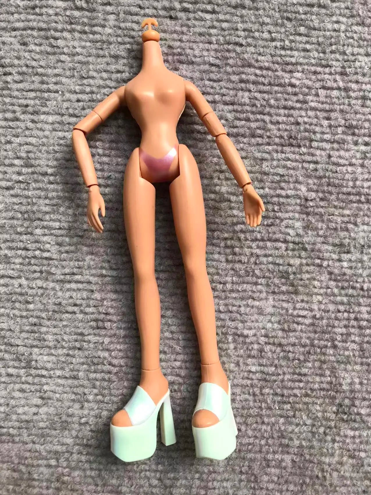 2001 Version Rare Face Doll Heads Classic Bratss White Brown Skin Colorful Hair Girl Boy Doll Parts for Collectors
