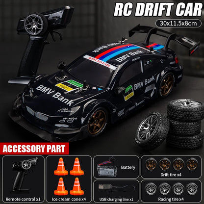 1: 16 Four-Wheel Drive Remote Control Car Simulation Headlight Variable Speed Drift Racing Car Children's Electric Toy Car Model