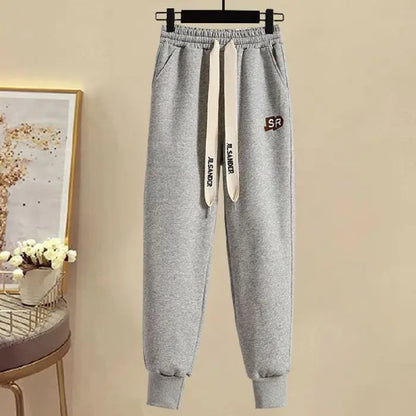 Sports Set for Women in Spring and Autumn New Korean Version Color Blocking Hooded Top Casual Pants Age Reducing Two-piece Set