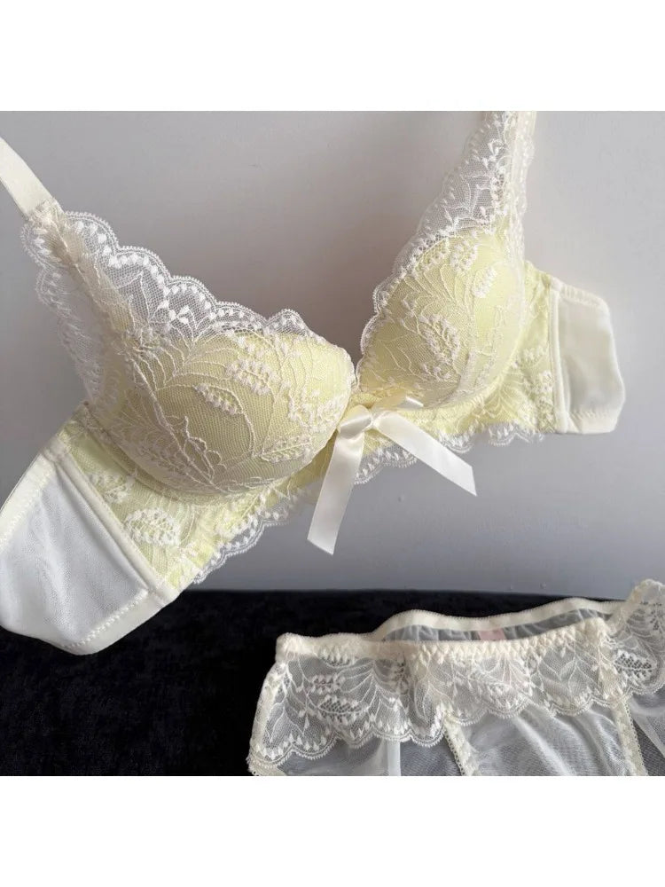 Top Selling Womens Wireless Bra Set French Lace Bow Contrast Color Push Up Thick Padded No Gap Everyday Lingerie For Small Chest