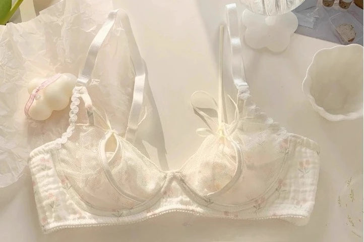YUQI Kawaii Lace Bralette Set Japanese Floral Mesh Underwear Summer Ultra-Thin Lace-Up Cutout Romantic Bra 2024 New Kawaii set