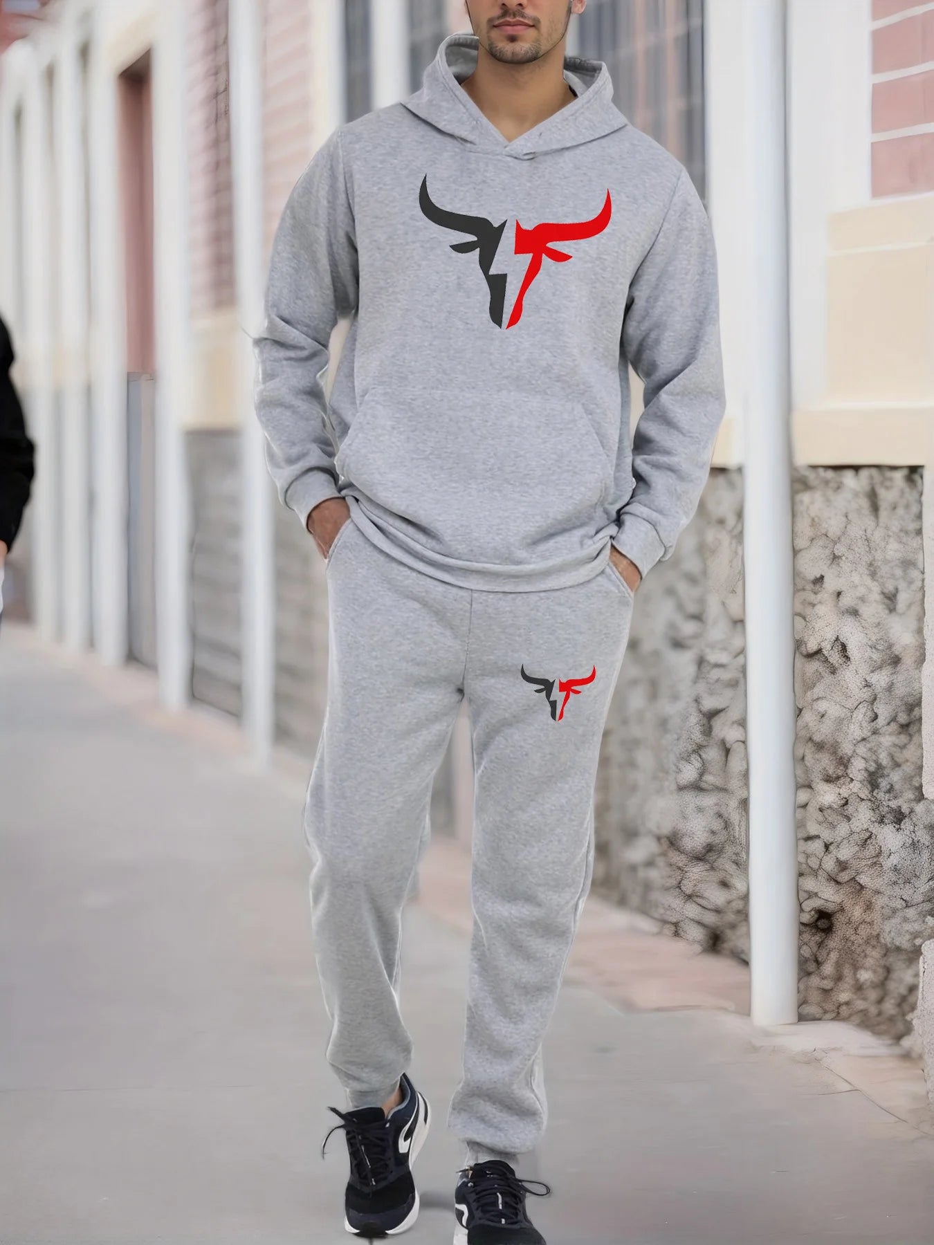 Men's autumn and winter casual fashion warm bull pattern print loose plush thick hooded sweatshirt+sweatpants set