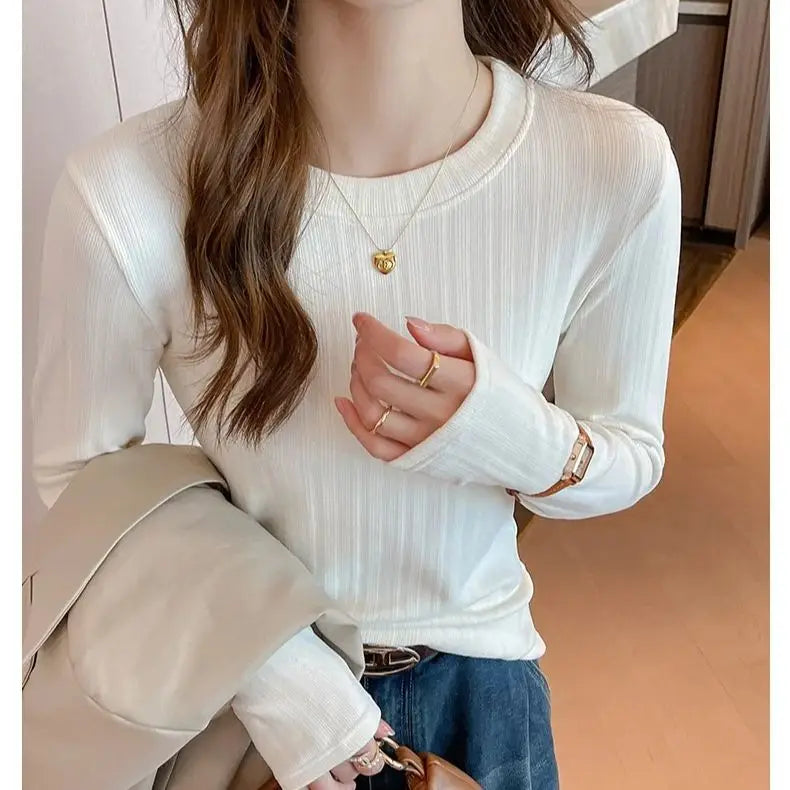 Women’s Soft-Wear Top Ribbed Crew-Neck Base Layer, Long-Sleeved T-Shirt Suitable for Layering or Wearing on Its Own
