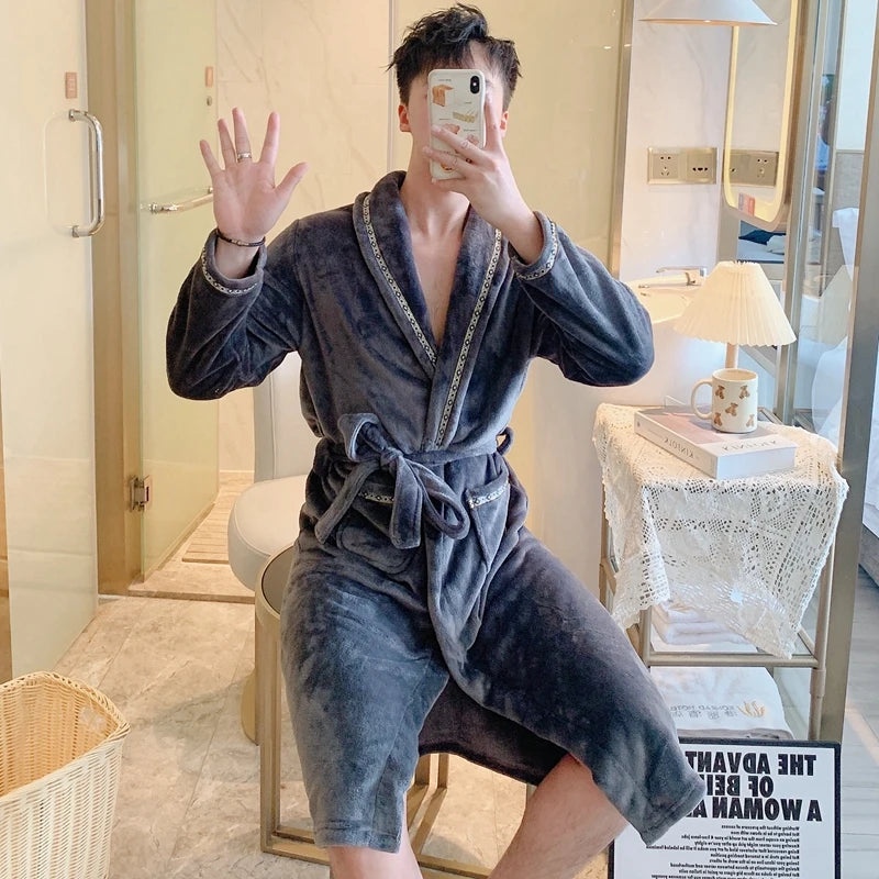 Thickened Flannel Sleepwear Coat for Men And Women Warm Winter Coral Velvet Robe Couple Home Clothes Mid-Length Bath Robe