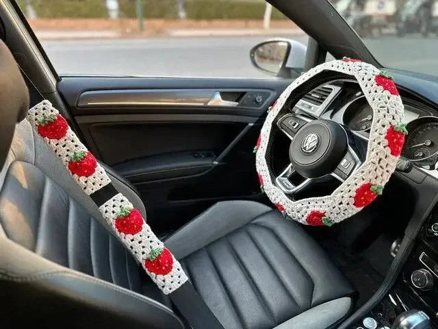 Warm Anti-Slip Hand Crocheted Flower Car Steering Wheel Cover Simple Stylish Winter Car Decor Safe Driving Seat Belt Accessory