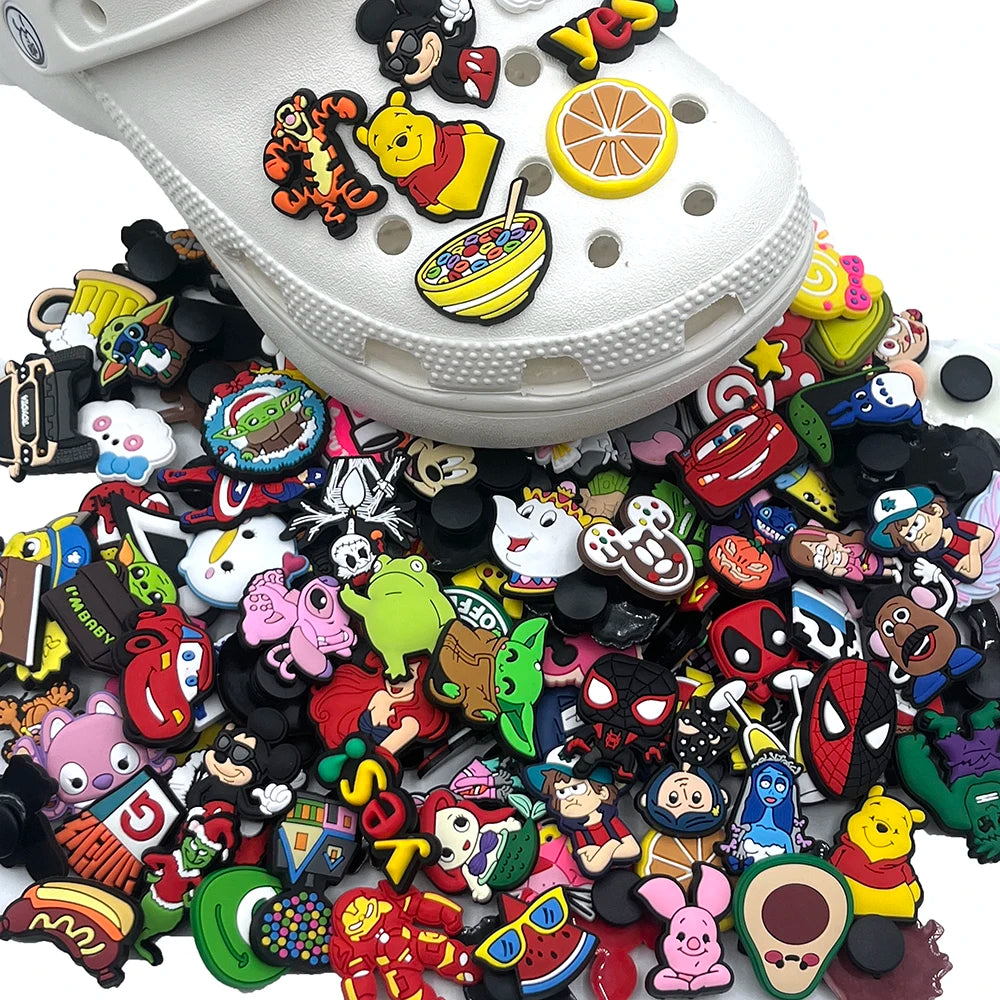 20/30/50/100/200Pcs Cartoon Animal Shoe Charms Decoration Fit Clog Sandals Slippers Ornament Shoes Accessories kids Party Gifts