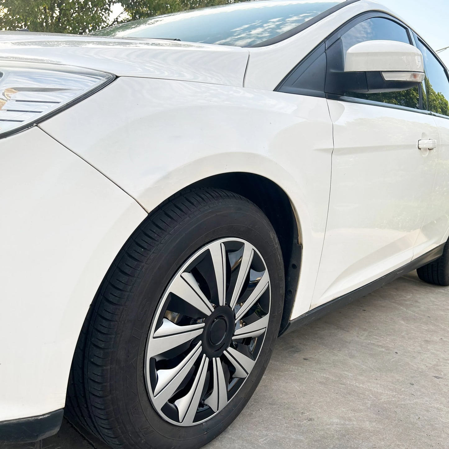 4pcs Hubcaps suitable for cars with 14-inch iron wheels, made of PP plastic can be used to decorate the appearance of car wheels