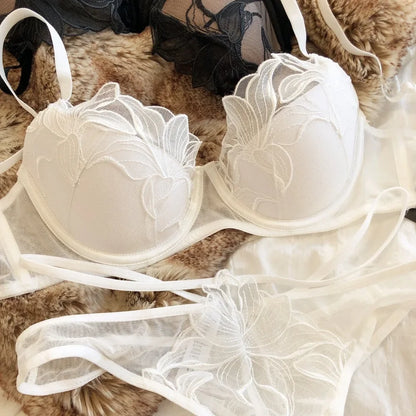 2 Pcs Sexy Lace Flowers Embroidery Underwear Set for Women Thin Cup Push Up Bra French Hollow Waist Bandage Thongs Lingerie Set