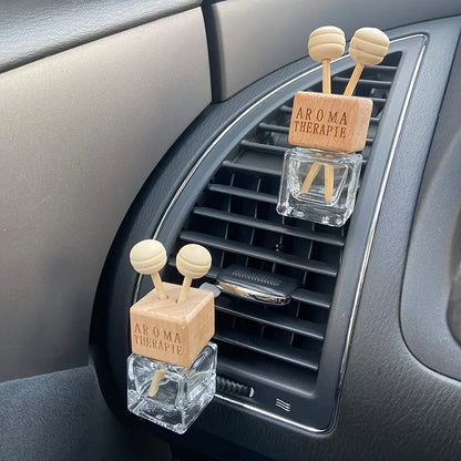 Car Perfume Pendant Hanger Fragrance Air Freshener Empty Glass Perfume Diffuser Bottle Aromatherapy Decor Bottle with Vent Clip