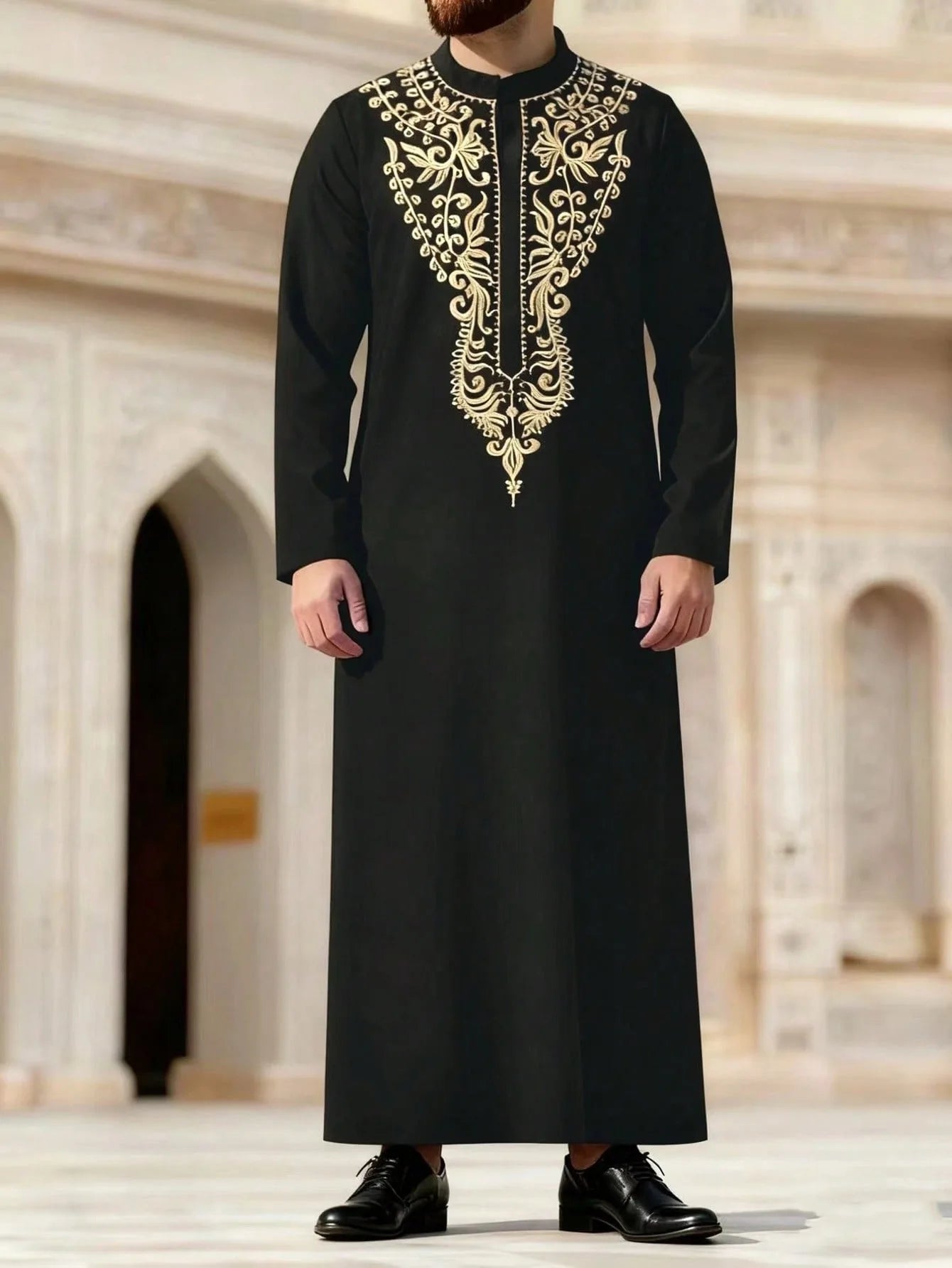 2026 New Ethnic Style Long Sleeve Stand Collar Embroidered Loose Fit Saudi Arabian Men's Robe Ramadan Dubai Luxury Islam Elegant