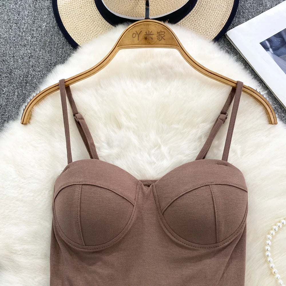 Sexy Fashion Design Camisole Tank Top Women Slim Fit Outerwear Spicy Base Shirt Sexy Backless Vest Short Straight Cut Bodycon