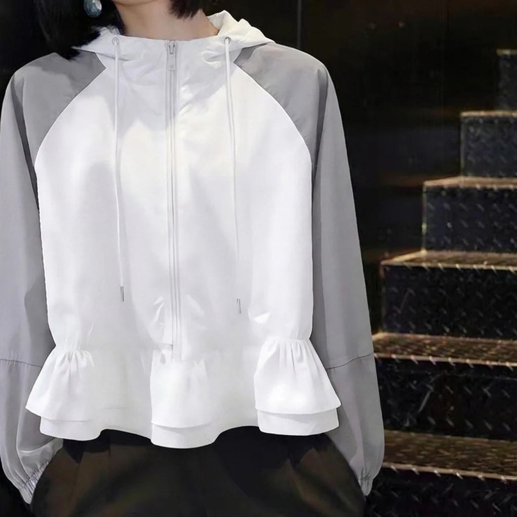 Women's Lightweight Breathable Sun Protection Clothing Short Length Loose Fit  Shirt with Hood And Patchwork Hem Casual O...