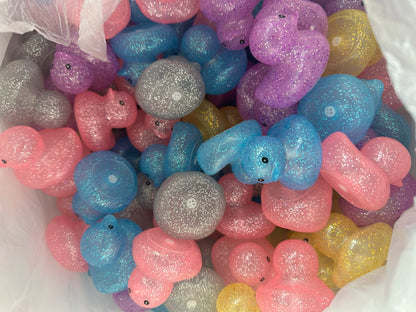 10-100pcs Colourful Rubber Ducks, Toys Squeaky Rubber Ducks Cute Float Duckies for  Birthday Party Favors Class Prizes Car Decor