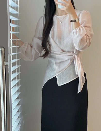 Spring 2026 Chic Korean Style Women's Long Sleeve round Neck Overhead Shirt Loose Fit Slimming Versatile Fashionable Top