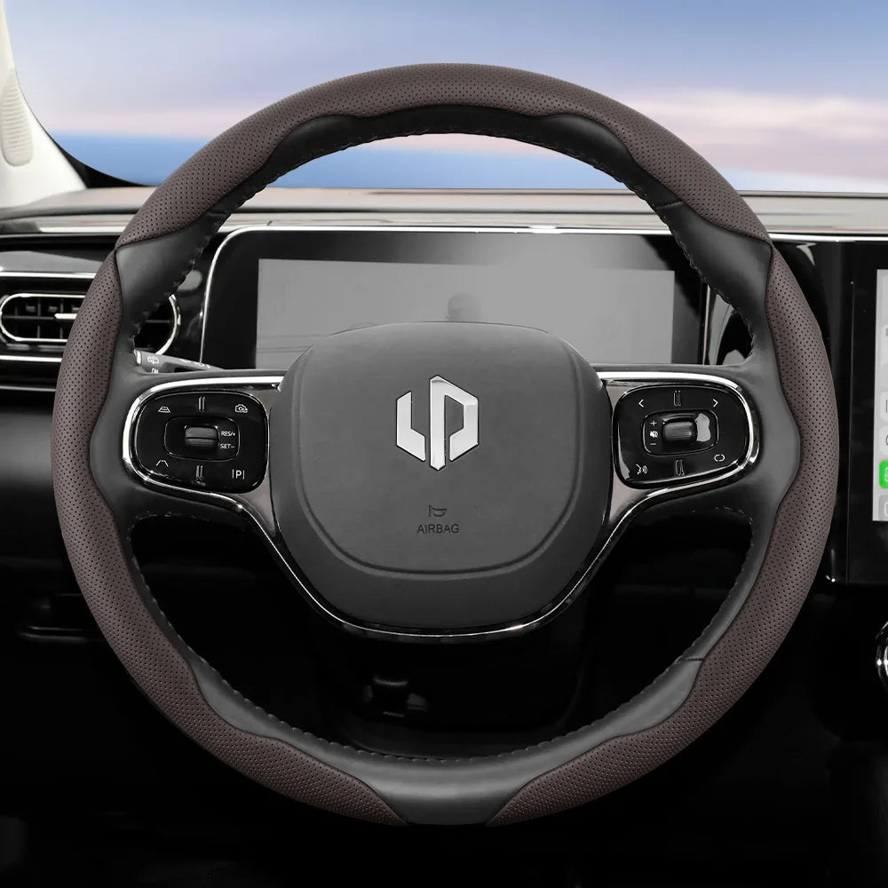 Suitable for Leapmotor Breathable Leather Steering Wheel Cover with Segmented Quick-Release Design, Non-Slip and Durable, for Models T03 C10 B10 B05 B03X C16 C11 C01, Etc., in Black, Bright Red, and Green