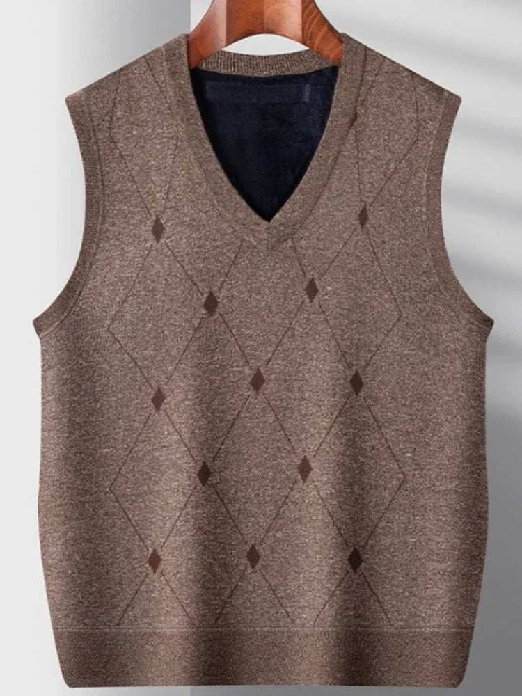 Korean Style Fashion High Quality Men's Argyle Knitted Vest Autumn Winter Fleece Lined Thickened Middle Aged Casual Waistcoat
