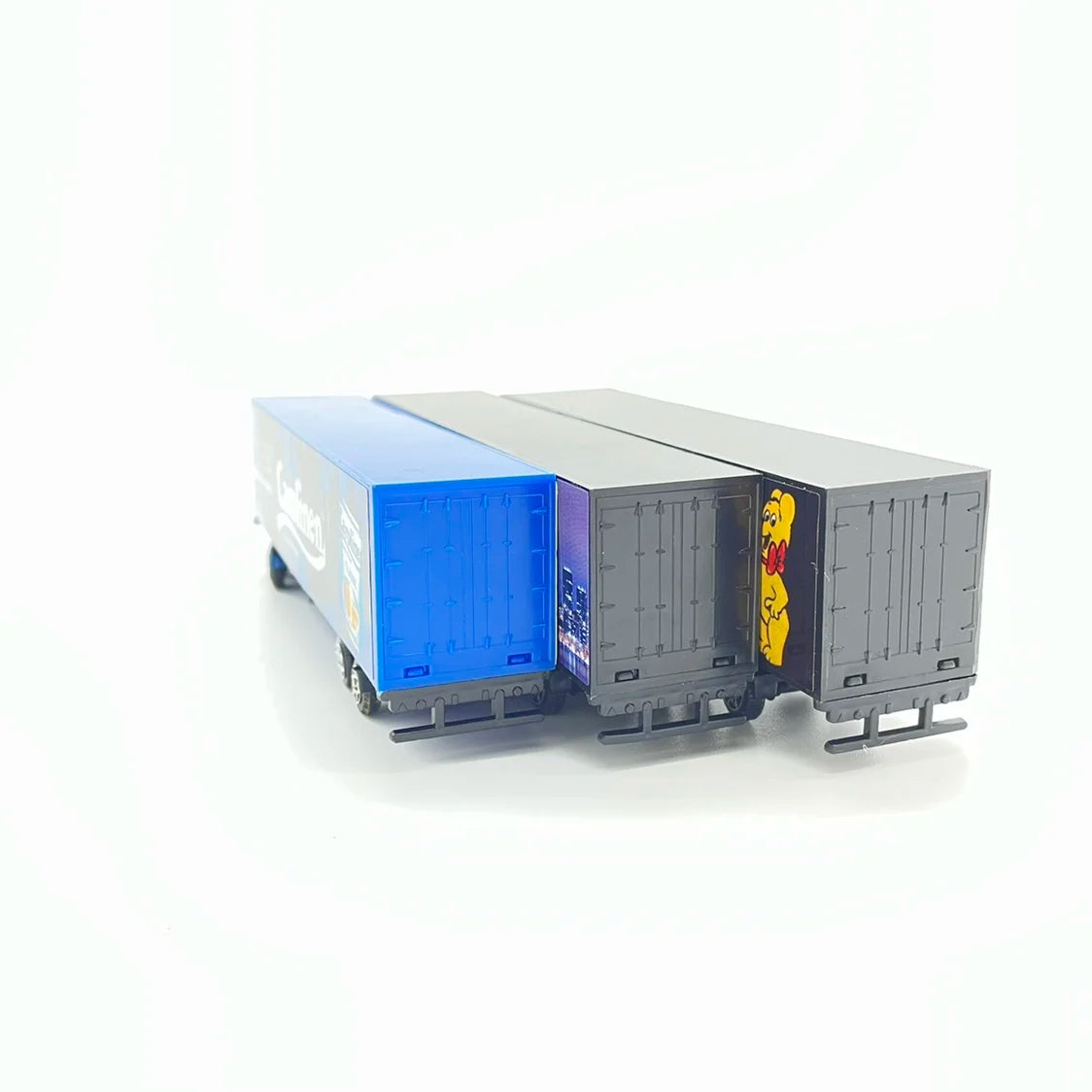 2Pcs HO Scale 1:87 Truck Container Model ABS Trailing Truck Sand Table Scene Layout Vehicle Diorama kits Random Colors