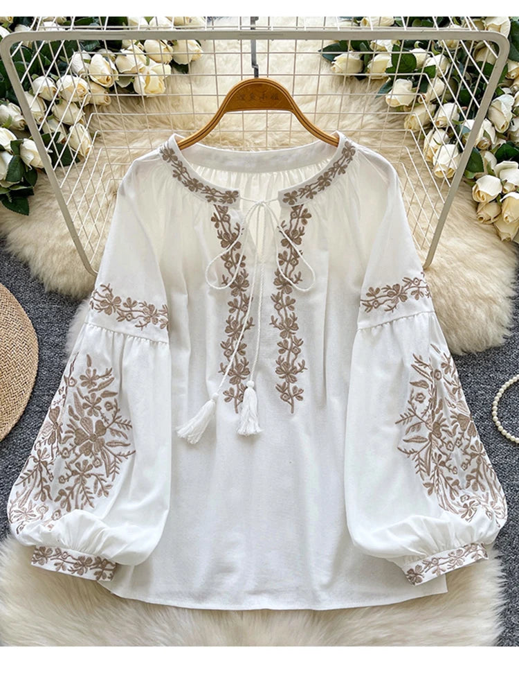 Women Bohemian Blouse Embroidered Lace Up V- Neck Lantern Sleeve Blouse Autumn Embroidery Linen-cotton Blend Female Top D78