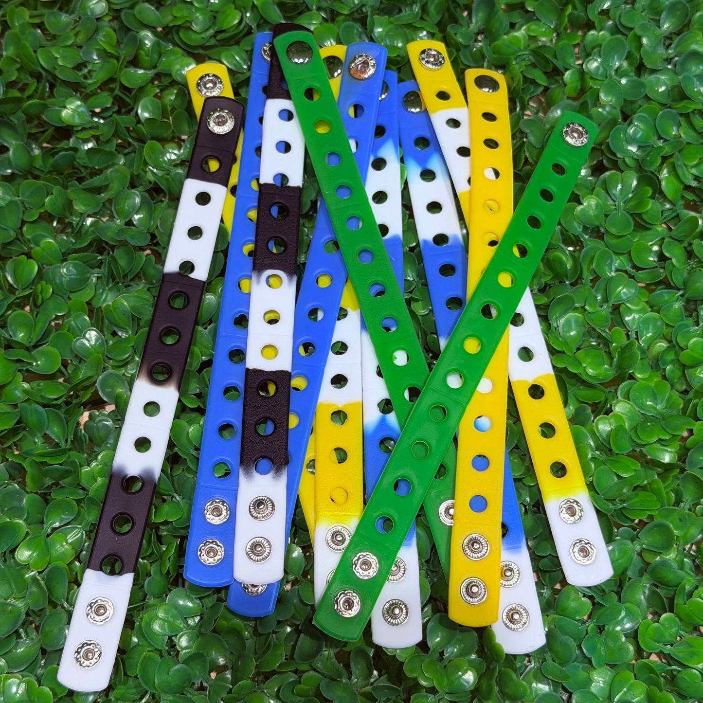 1/12/50/100PCS 21cm Silicone Flexible Holes Fit Shoe Charms Wrist Band Bracelet Sports Casual Bangle For Watches Decorations