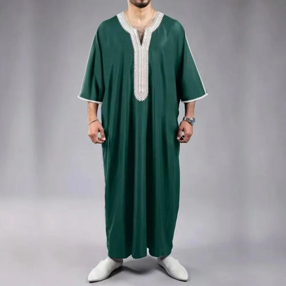 Traditional Middle Eastern Muslim Ethnic Style Men's Robe Eid al Fitr Clothing Round Neck Embroidered Men's Robe