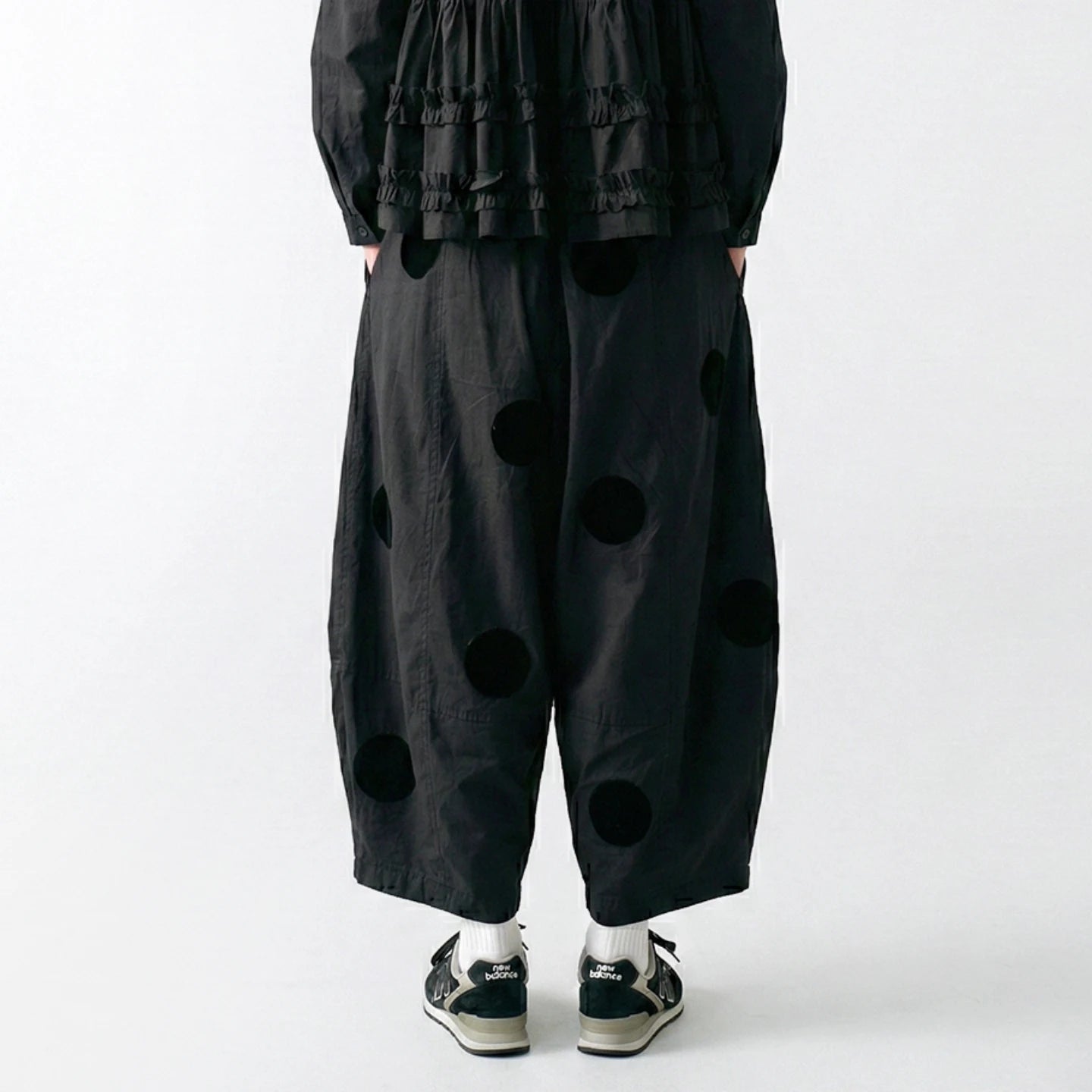 IMAKOKONI Black Polka Dot Balloon Pants Women Elastic Waist Drawstring Wide Leg Cropped Trousers Casual Loose Pants 265404
