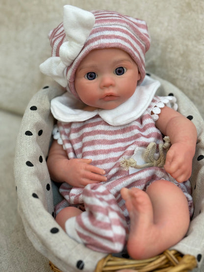 13inch Silicone Reborn Bebe Girl With 2 Sets of Outfits, Open Mouth, Waterproof, Lifelike Painted Newborn Baby Girl Toys