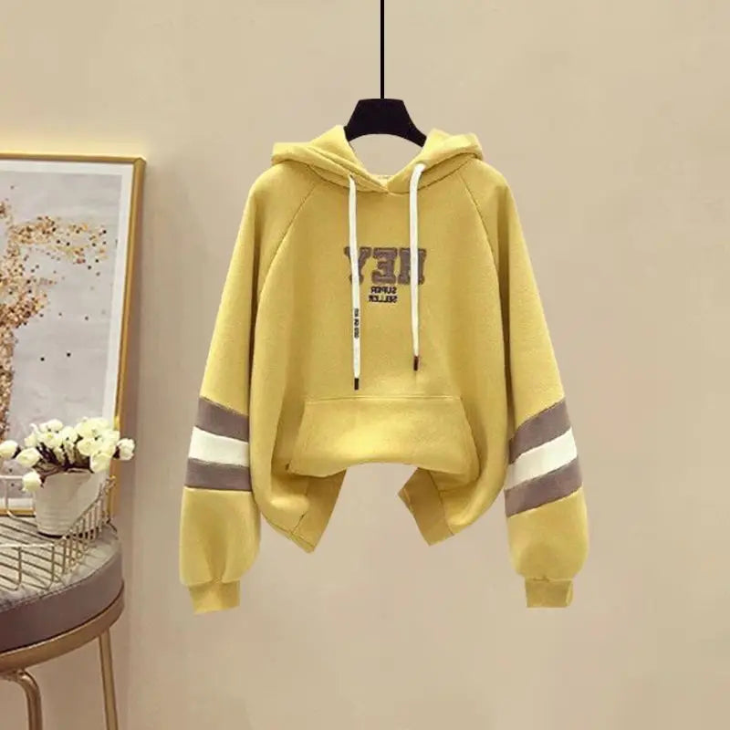 Sports Set for Women in Spring and Autumn New Korean Version Color Blocking Hooded Top Casual Pants Age Reducing Two-piece Set
