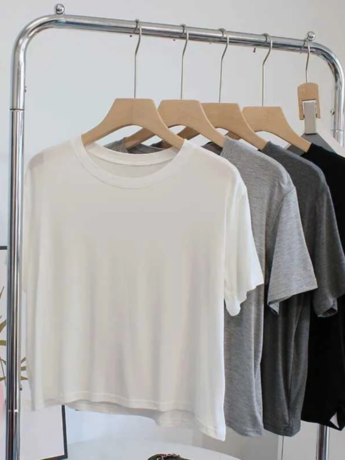 Ultra-Hand Feel Short Modal T-Shirt Women's  Summer 2025 Slimming round Neck Short Sleeve  Color Base Shirt
