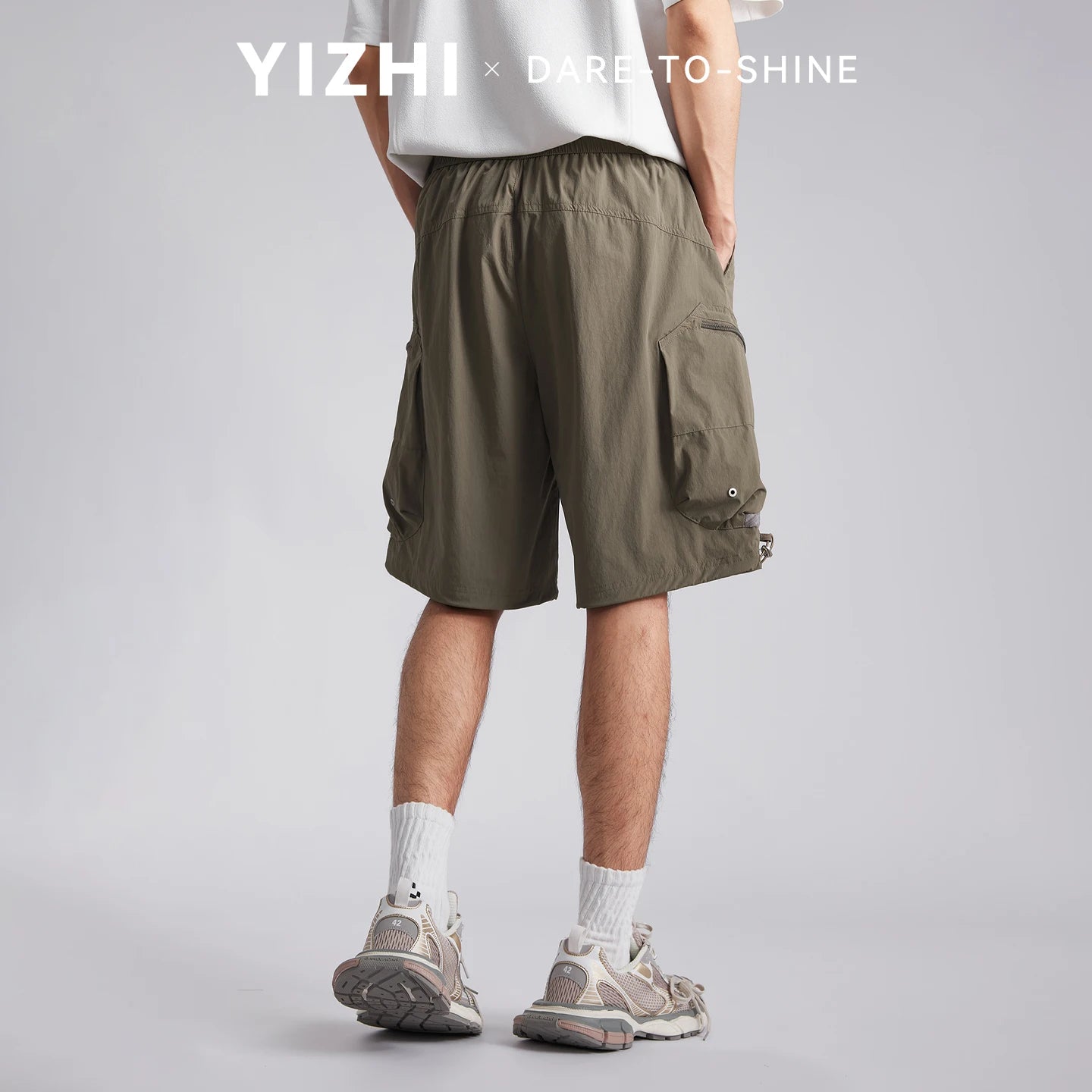 Fashion Men Quick Dry Breathable Outdoor Cargo Shorts 2026 Summer Loose Multi Pocket Retro Casual Commute Five Points Shorts