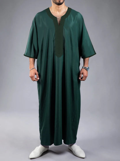 2026 New Model Men's Clothing With Embroidered Mid-sleeves And Side Pockets Robe Abaya Ramadan Dubai Luxury Islam Elegant