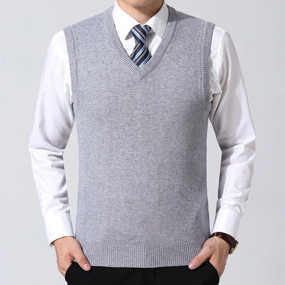 2025 New Fashion Brand Sweater Man Pullovers Vest Slim Fit Jumpers Knitwear Sleeveless Winter Korean Style Casual Clothing Men