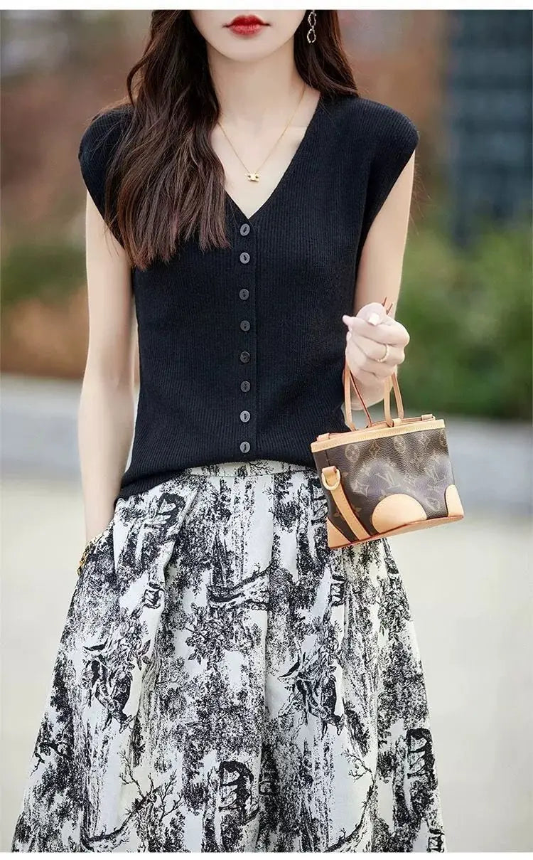 Women's Clothing New Fashion V-neck Knit Tops Summer Casual All-match Thin Sleeveless Tanks Lady Solid Single-breasted Cardigan