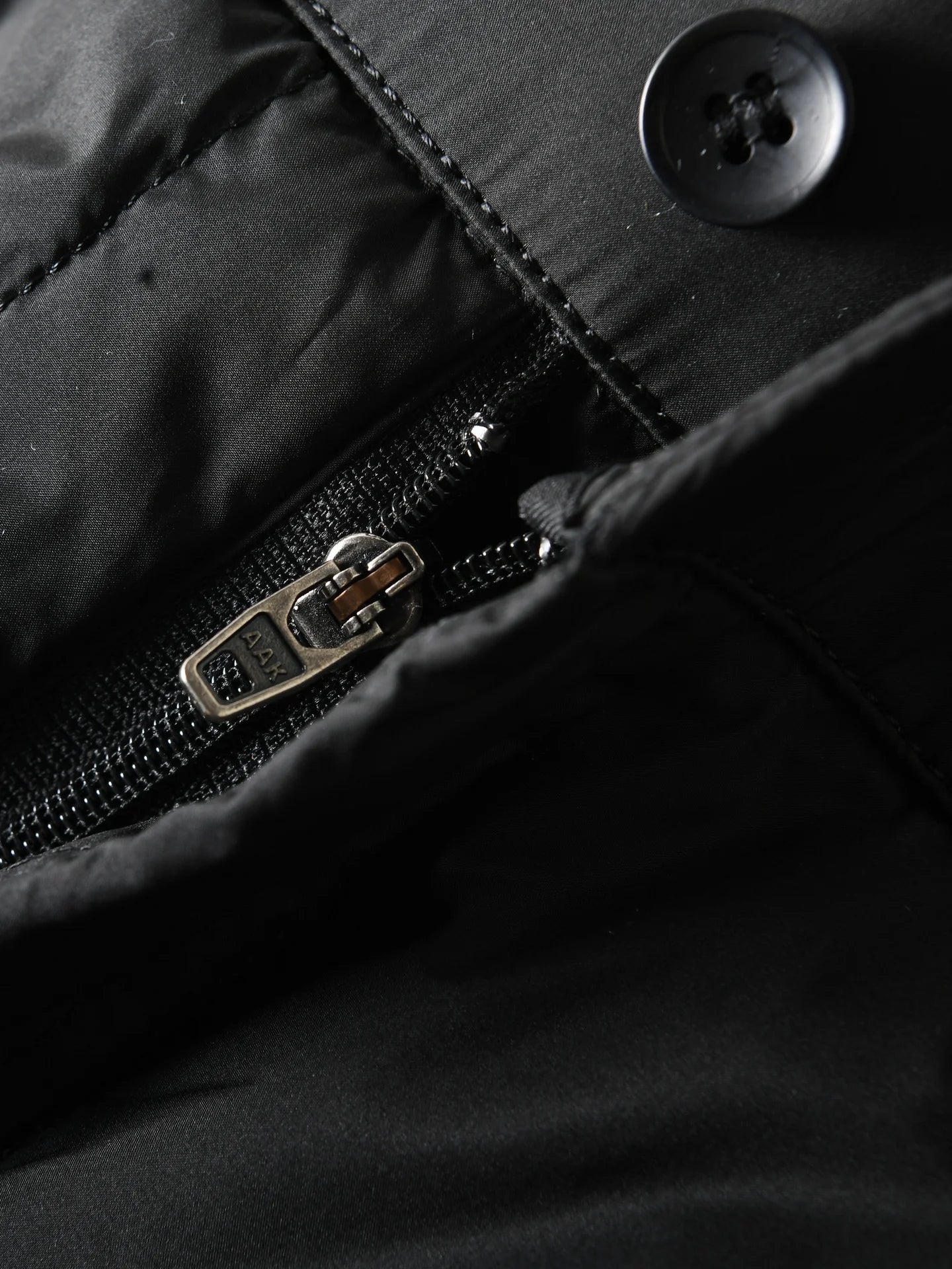 Outdoor Men's Duck down Thickened Loose Straight Leg Casual Trousers Windproof Water-Resistant Warm Winter Fashion City Basic