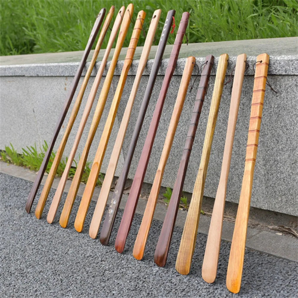Hanging Shoe Horn Extra Long Handle Easy Remover Shoehorn Lifter Wooden Easy on Off Seniors Put on Shoes Tools