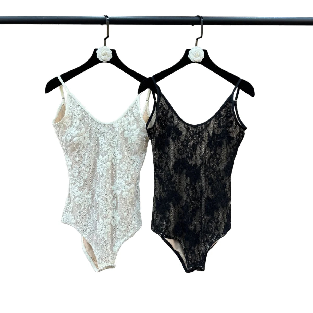 2026 New Arrival Women's Y2K Bodysuit Style Backless Lace Camisole Spring Summer Slim Fit White Tank Top for Outerwear