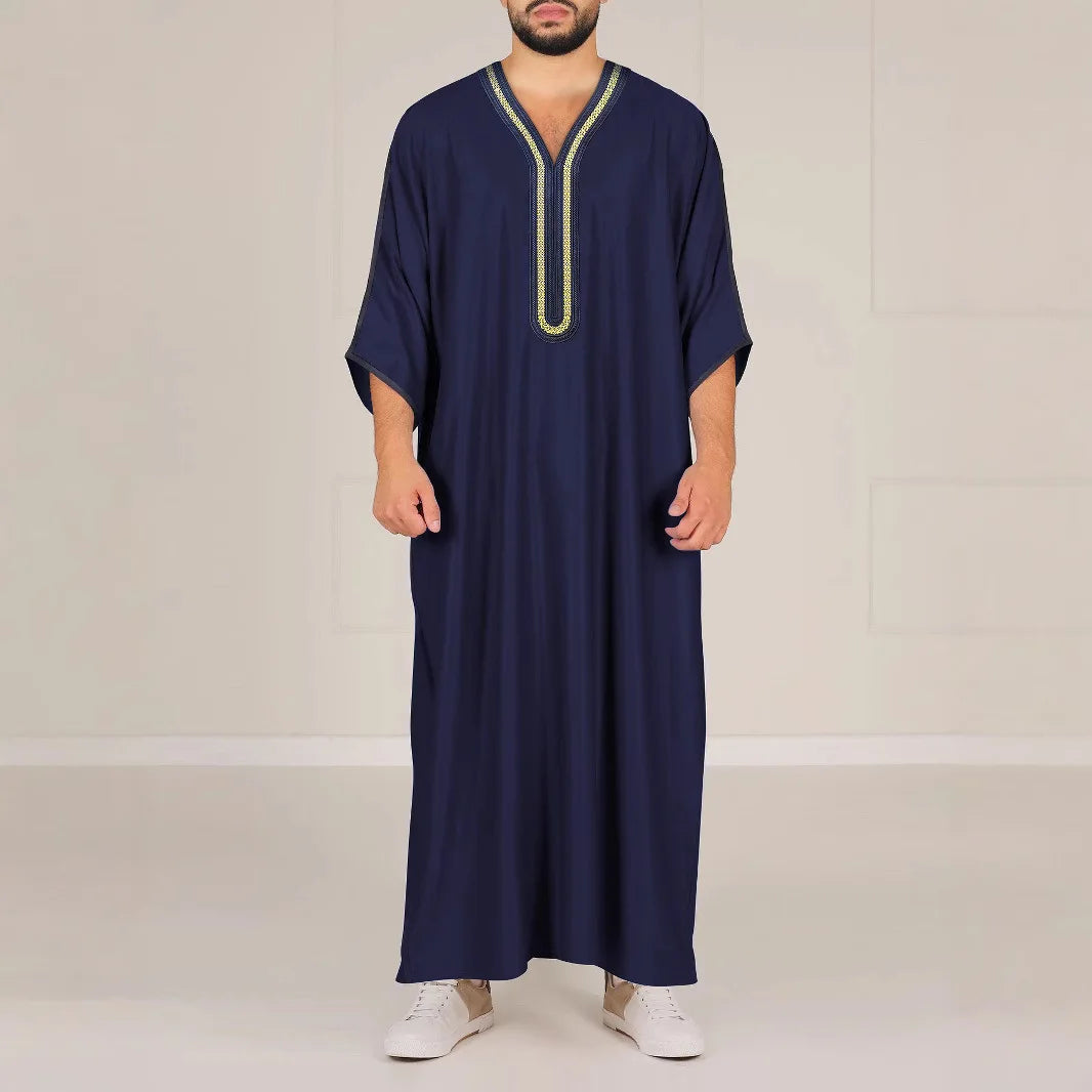2026 New Model Men's Long Robe With Embroidery And Side Pockets Muslim Long Dress Robe Abaya Ramadan Dubai Luxury Islam Elegant