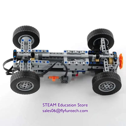 Four-wheel Drive Remote Control Car Motor Power 4WD RC Car Kit 32019 86652 Wheel Building Blocks Compatible with Legoeds RC Car