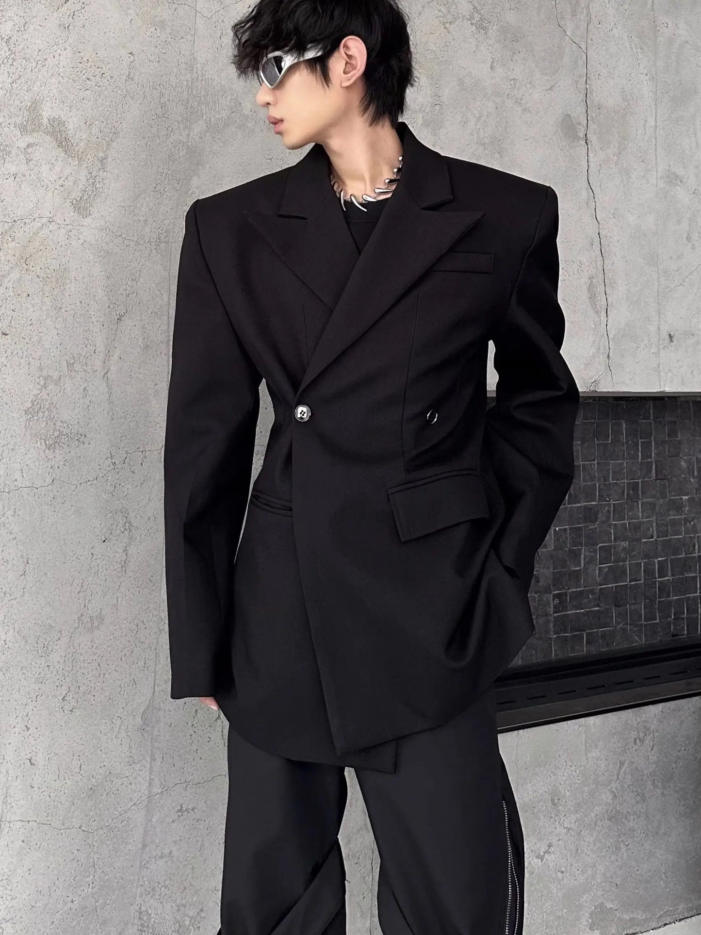Cleanfit Tailored Shoulder Pad Men's Suit Jacket Casual British Style Slim Fit Waist Cinching Coat  Hair Stylist Tren...