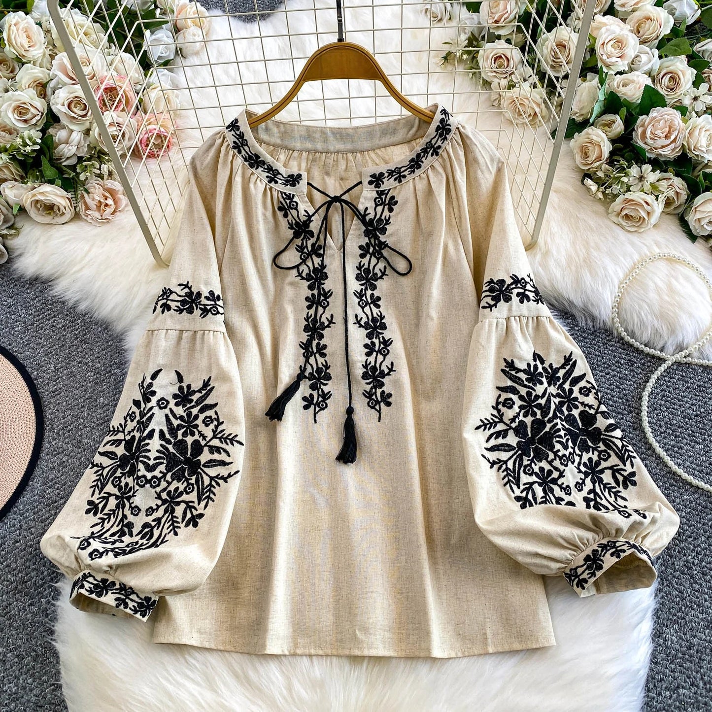 Bohemian Vacation Style Women's Shirt round Neck Lantern Sleeve Embroidery Heavy Work Autumn Design Sense Knot Design Top