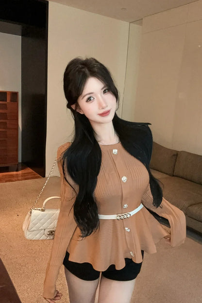 Elegant Single-Button Knitted Sweater Women Early Autumn New High-End Pleated Waist-Cinching Slimming Top French Style