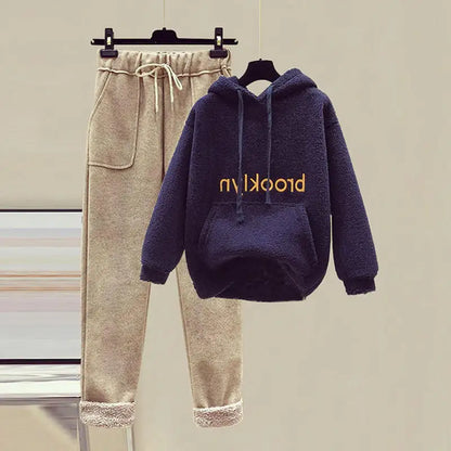 Thickened Lamb Velvet Set Women's Autumn Winter New Embroidery Sweatshirt Woolen Wide Leg Pants Two Piece Set Casual Style