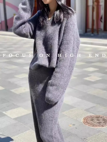 100% cashmere suit a solid-color POLO collar loose sweater and a mid-length skirt a two-piece set